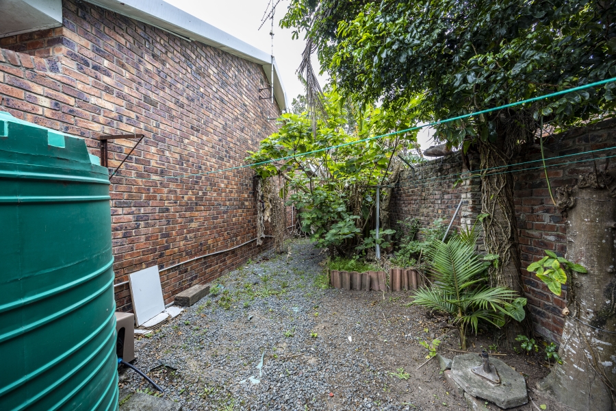 4 Bedroom Property for Sale in Nahoon Valley Park Eastern Cape